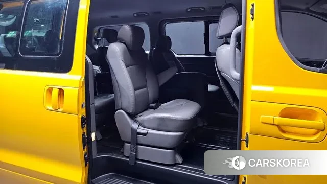 Hyundai The New Grand Starex 2020 Желтый из Кореи, фото 3