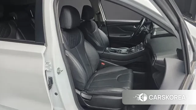 Hyundai The New Santa Fe 2021 Белый из Кореи, фото 3