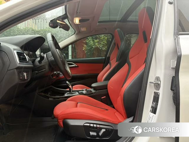 BMW 1 series 2023 Белый из Китая, фото 3