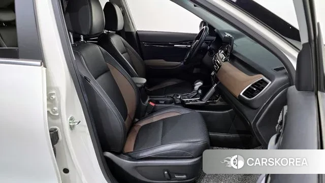 Kia Seltos 2021 Белый из Кореи, фото 3