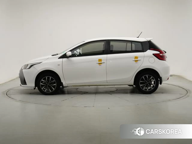 Toyota YARIS L Zhixuan 2021 Белый из Китая, фото 3