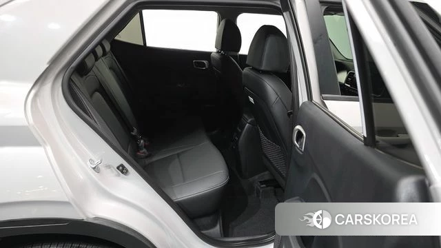 Hyundai Venue 2025 Серебристо-серый из Кореи, фото 3