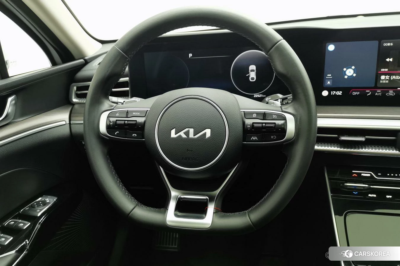 Kia K5 2021 Белый из Китая, фото 3