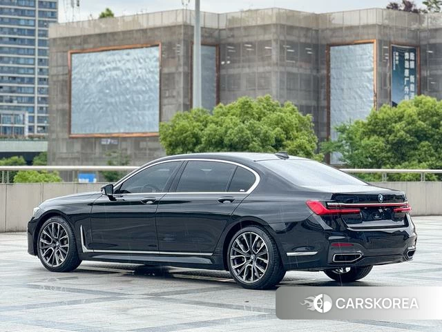 BMW 7 series 2021 Черный из Китая, фото 3
