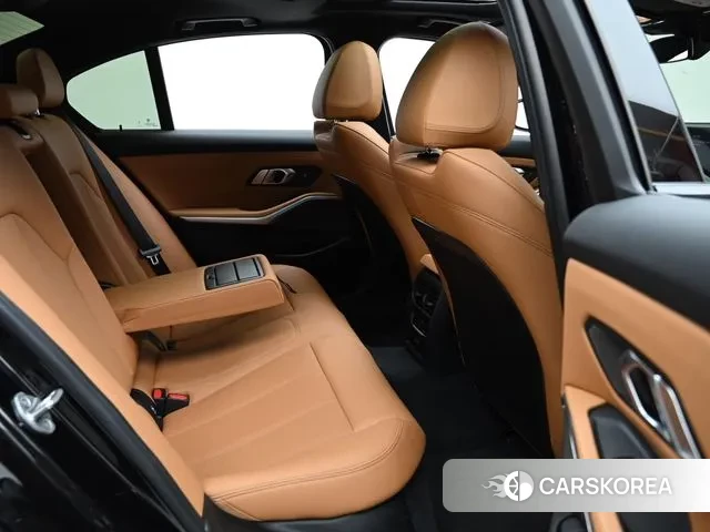 BMW 3 Series (G20) 2024 Черный из Кореи, фото 3