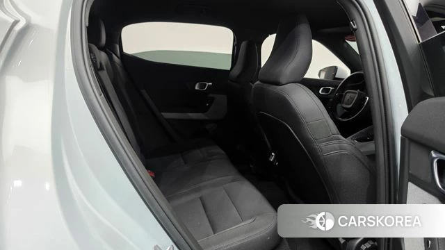 Polestar Polestar 2 2022 Цвет галактики из Кореи, фото 3