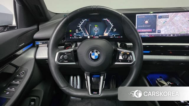 BMW 5 Series (G60) 2024 Серый из Кореи, фото 3