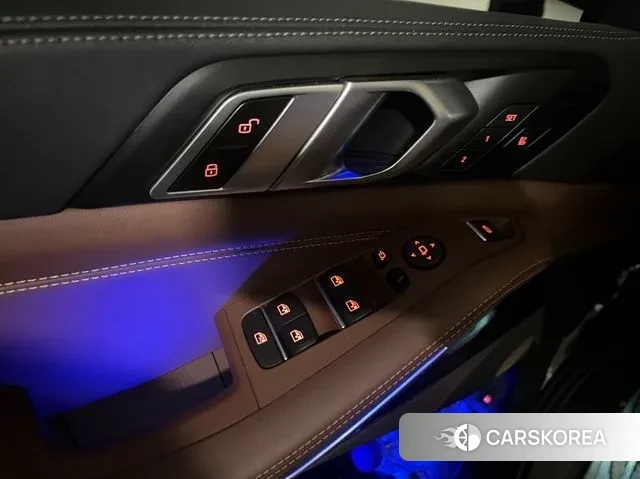 BMW X5 (G05) 2023 Черный из Кореи, фото 3