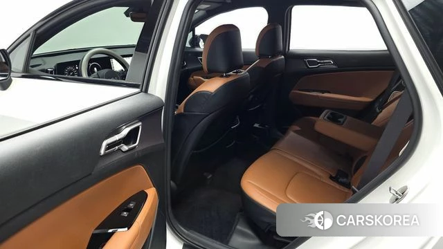 Kia Sportage 5th Generation 2021 Белый из Кореи, фото 3