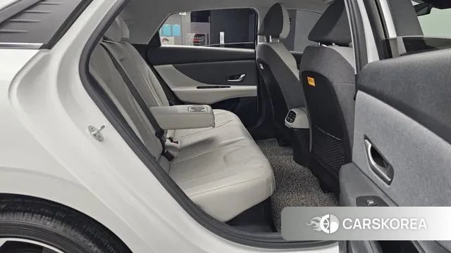 Hyundai Avante Hybrid (CN7) 2020 Белый из Кореи, фото 3