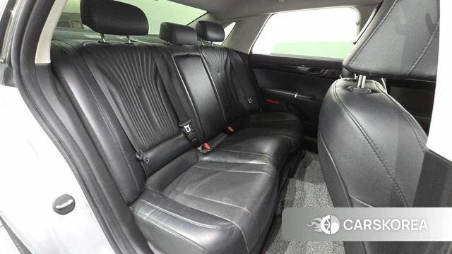 Hyundai Grandeur (GN7) 2023 Серебристо-серый из Кореи, фото 3