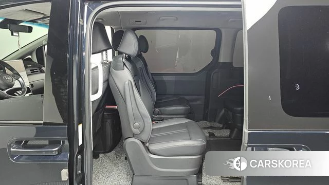 Hyundai Staria 2023 Синий из Кореи, фото 3