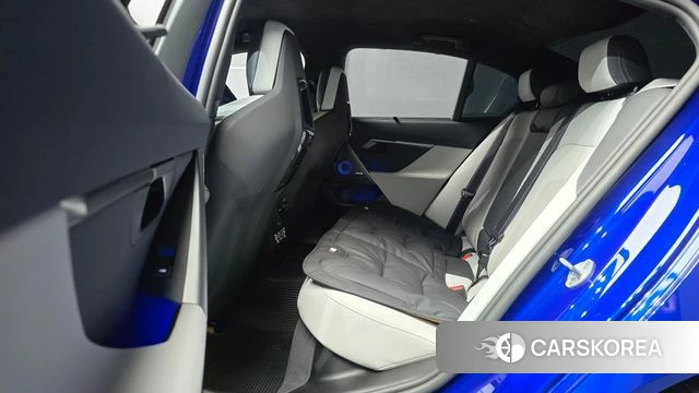 BMW M5 (G90) 2025 Синий из Кореи, фото 3