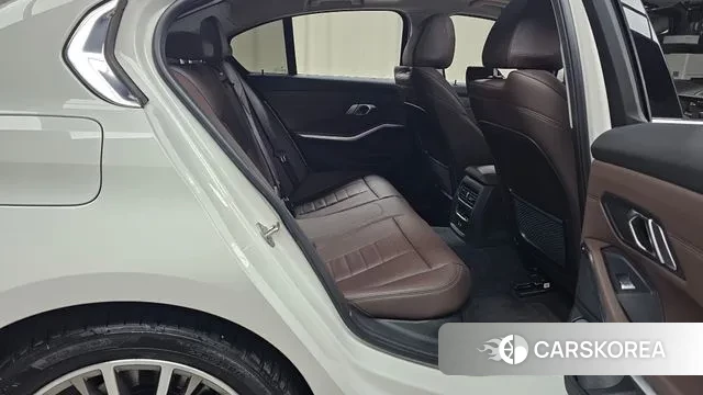 BMW 3 Series (G20) 2022 Белый из Кореи, фото 3