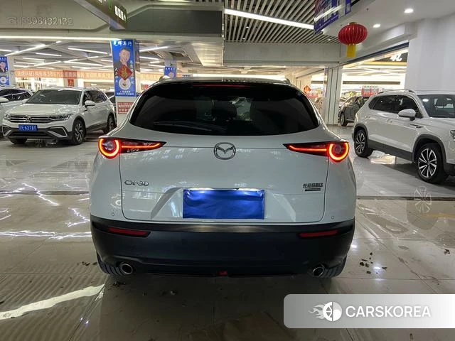 Mazda CX-30 2022 Белый из Китая, фото 3