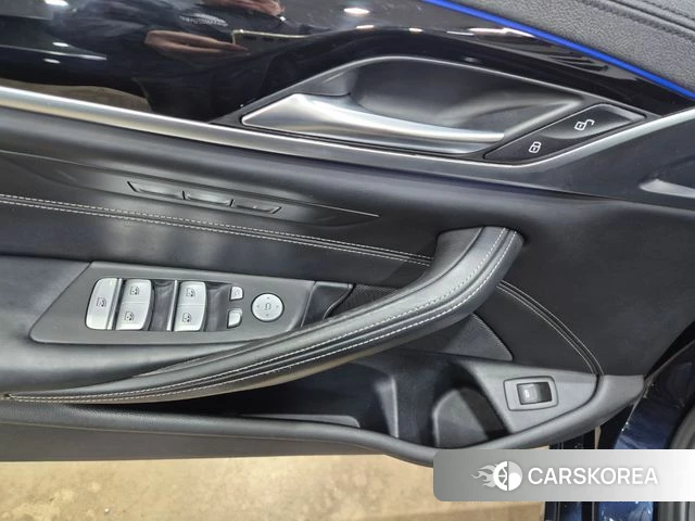 BMW 5 Series (G30) 2019 Синий из Кореи, фото 3