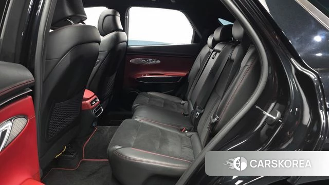 Genesis GV70 2023 Черный из Кореи, фото 3