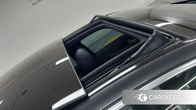 Mercedes-Benz E-Class W213 2022 Серый из Кореи, фото 3