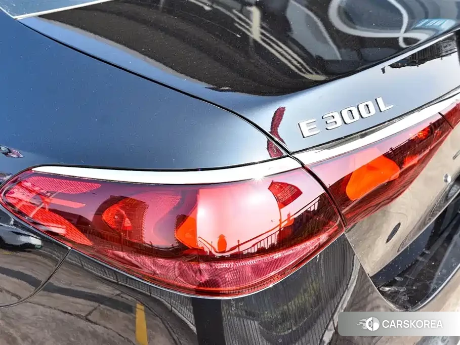 Mercedes-Benz E-Class 2026 Черный из Китая, фото 3