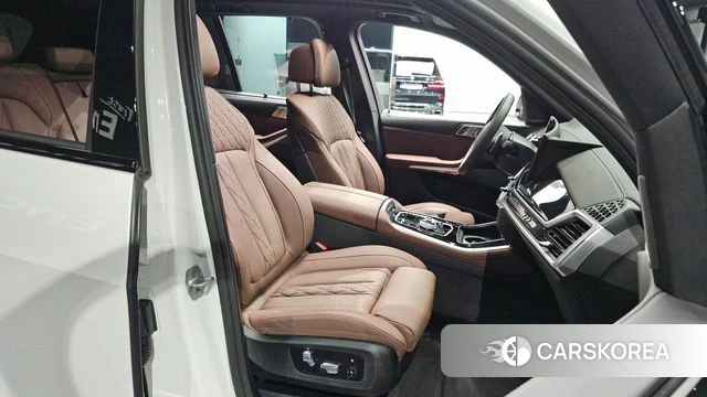 BMW X5 (G05) 2025 Белый из Кореи, фото 3