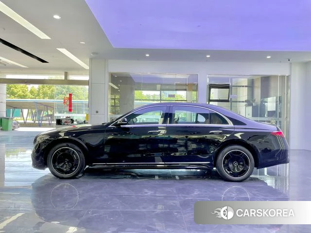 Mercedes-Benz S-class 2023 Черный из Китая, фото 3