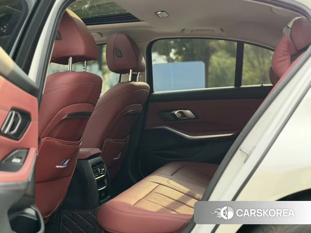 BMW 3 series 2025 Белый из Китая, фото 3