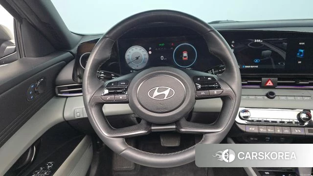 Hyundai The New Avante (CN7) 2023 Серый из Кореи, фото 3