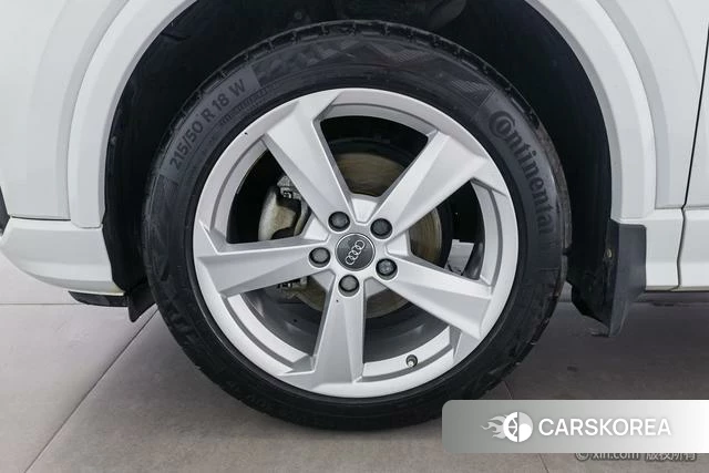 Audi Q2L 2019 Белый из Китая, фото 3