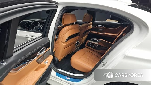 BMW 7 Series (G11) 2020 Черный из Кореи, фото 3