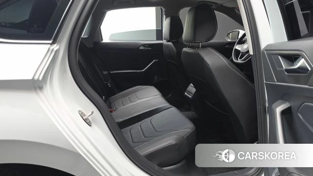 Volkswagen 7th Generation of Jetta 2024 Белый из Кореи, фото 3