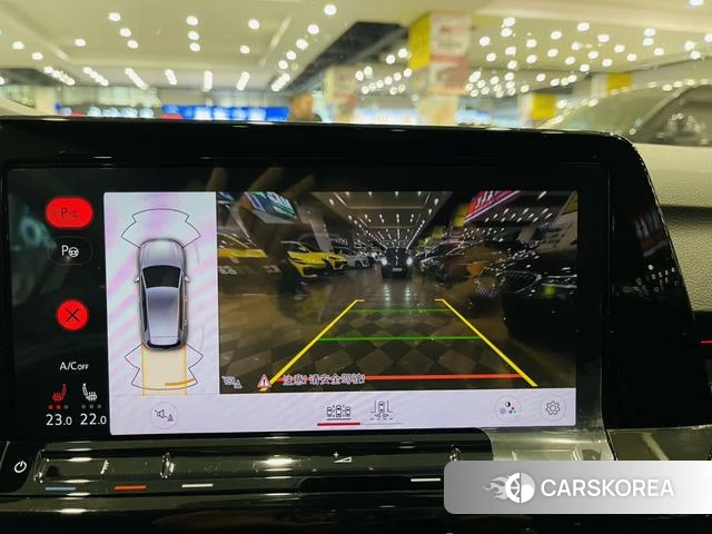 Volkswagen Golf 2022 Белый из Китая, фото 3