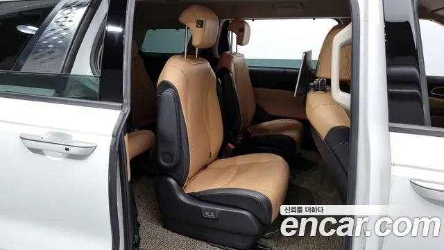 Kia Carnival 4th generation 2020 Белый из Кореи, фото 3