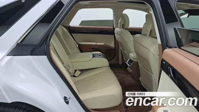 Hyundai Grandeur (GN7) id 2673987 из Кореи 3