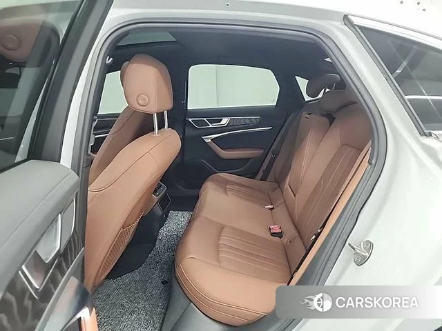 Audi A6 (C8) 2021 Белый из Кореи, фото 3