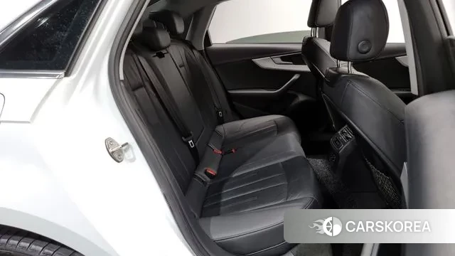 Audi A4 (B9) 2019 Белый из Кореи, фото 3