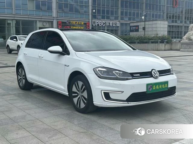 Volkswagen Golf*pure electricity 2021 Белый из Китая, фото 3