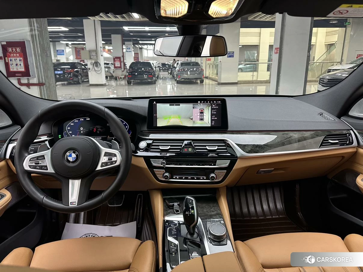 BMW 6 series GT 2020 Темно-серый из Китая, фото 3