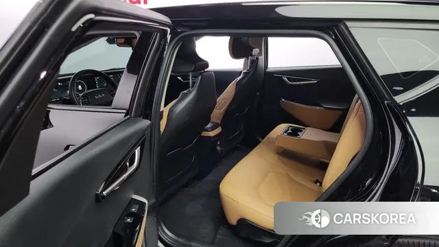 Kia EV6 2022 Черный из Кореи, фото 3