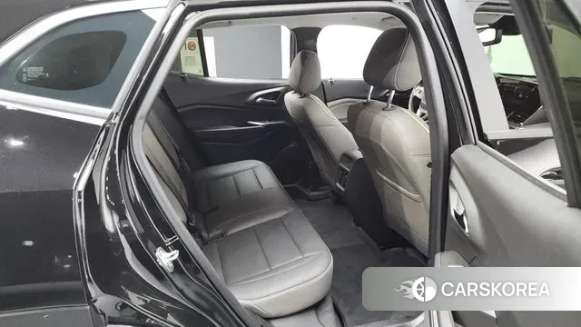 Chevrolet (GM Daewoo) Trax Crossover 2024 Черный из Кореи, фото 3