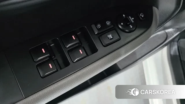 Kia The New Kia Ray EV 2023 Белый из Кореи, фото 3