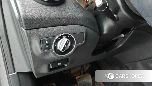 Mercedes-Benz GLA-Class X156 2019 Серый из Кореи, фото 3