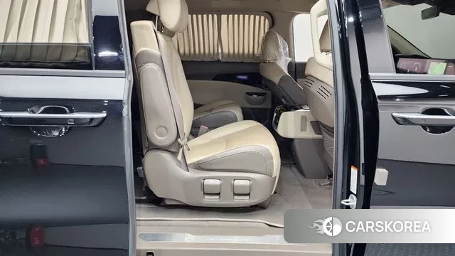 Kia Carnival 4th generation 2022 Черный из Кореи, фото 3