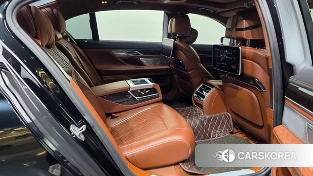 BMW 7 Series (G11) 2020 Черный из Кореи, фото 3