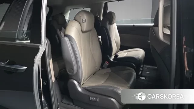 Kia The New Carnival 4th Generation 2024 Черный из Кореи, фото 3