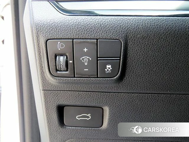 Kia The New K5 3rd generation 2024 Белый из Кореи, фото 3