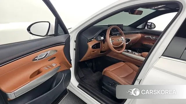 Genesis GV70 2023 Белый из Кореи, фото 3