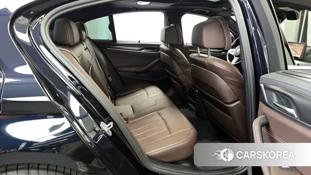 BMW 5 Series (G30) 2023 Синий из Кореи, фото 3