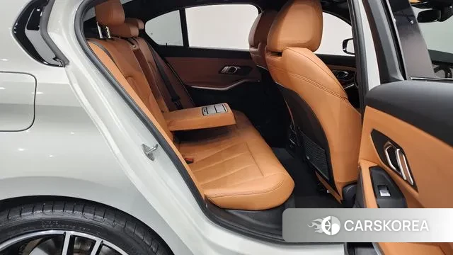 BMW 3 Series (G20) 2022 Белый из Кореи, фото 3