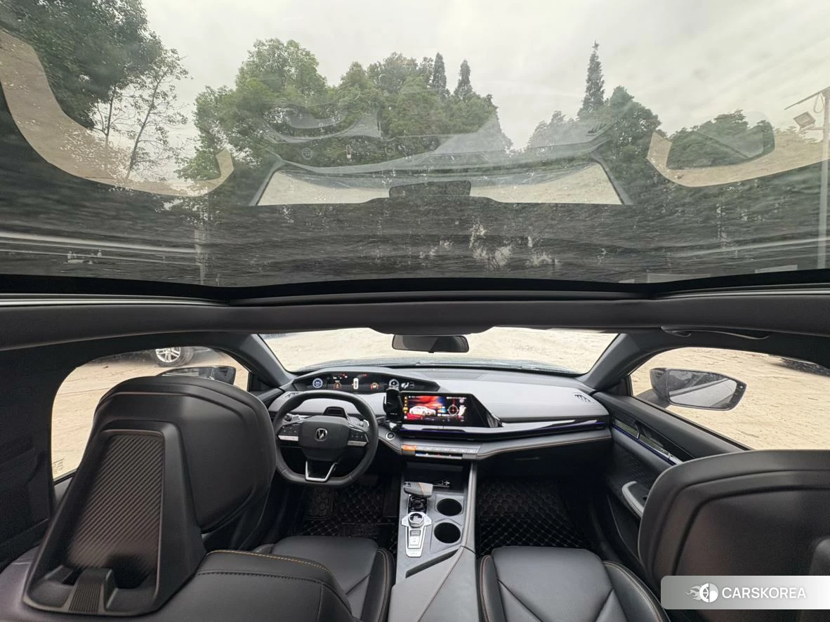Chang'an UNI-V 2022 Темно-серый из Китая, фото 3