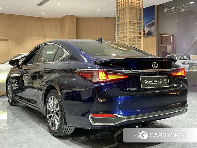 Lexus ES 2024 Синий из Китая, фото 3
